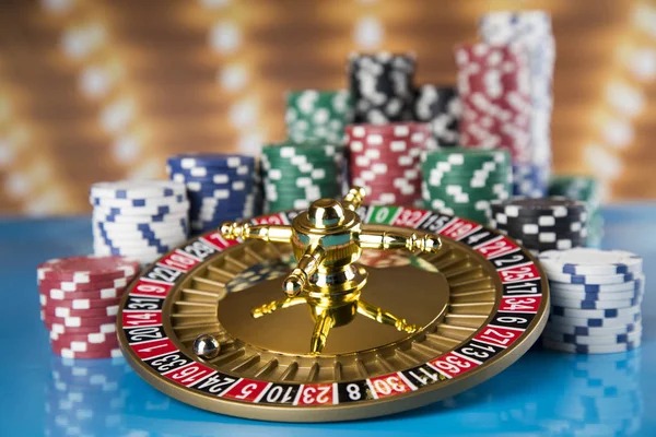 Multi-game dashboard showing slots, live dealers, and sports markets